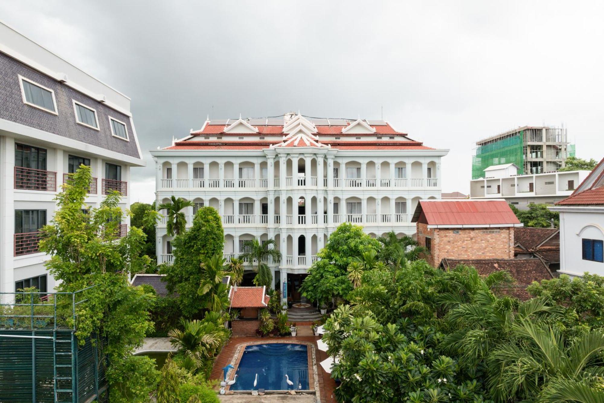 Отель Tan Sokchea Boutique Сиемрип Экстерьер фото